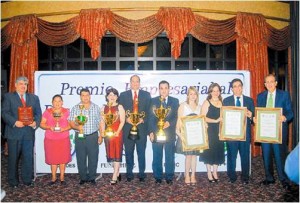 Premian empresa comsa 1